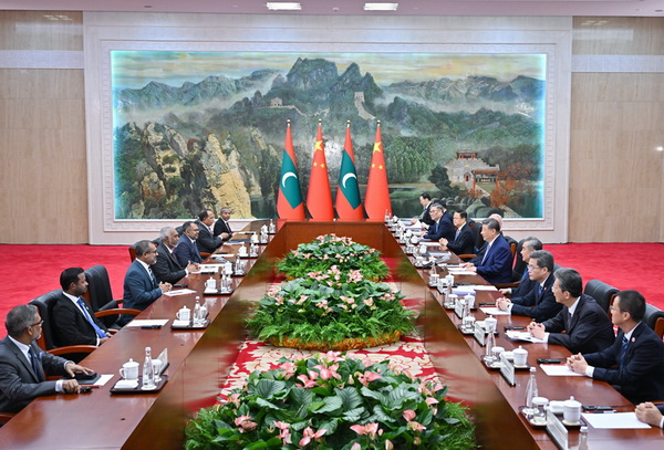 1756696406527515.jpg 2.jpg