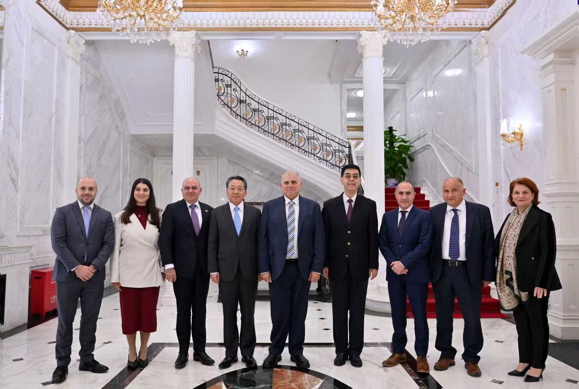 1764726172591106.png 1.png